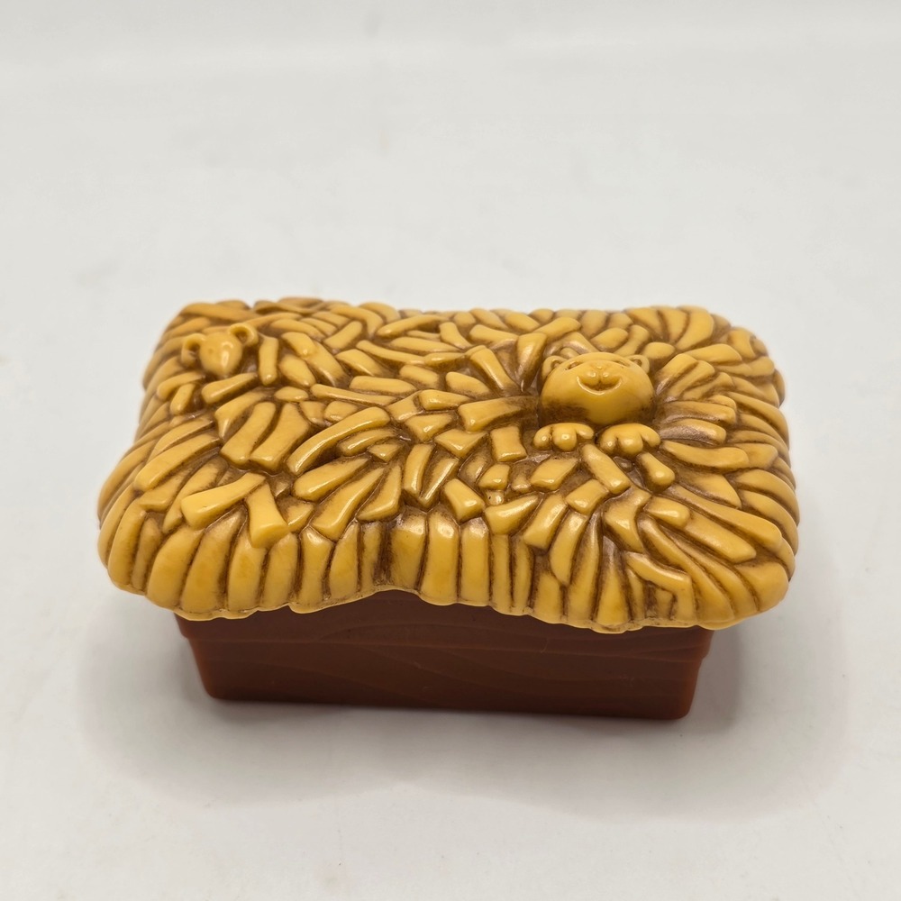 Fisher-Price Little People Manger Toy Brown Tan Hay Replacement Nativity Part